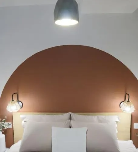 To Spitaki Sas, In Santorini! *