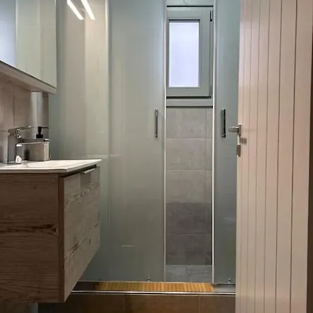 Apartament To Spitaki Sas, In Santorini! Mesaria