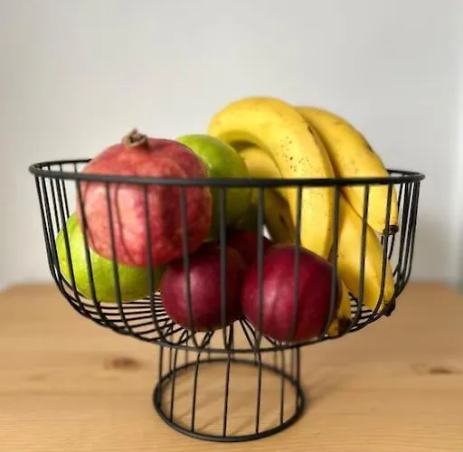 To Spitaki Sas, In Santorini! Мессария